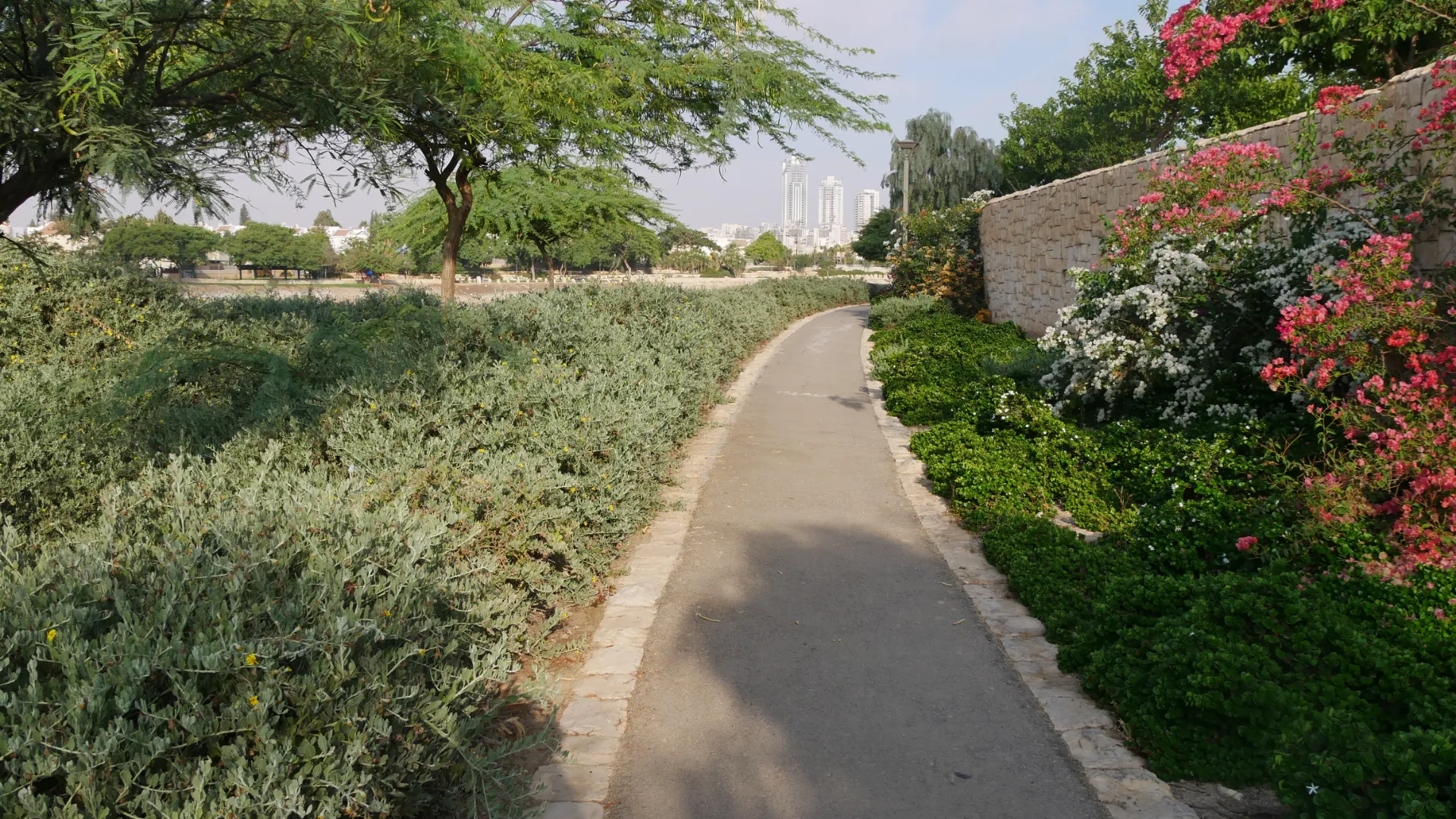 טיילת נחל באר שבע